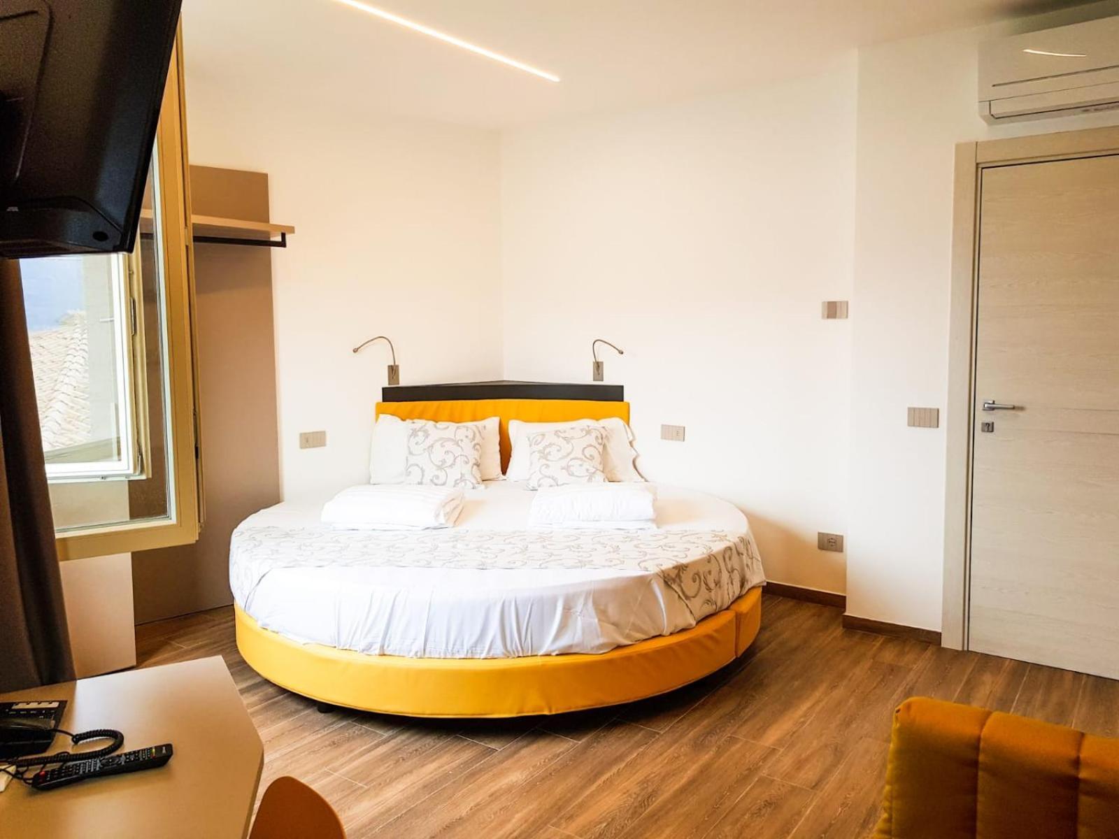 Hotel Pace Brenzone sul Garda Exteriér fotografie